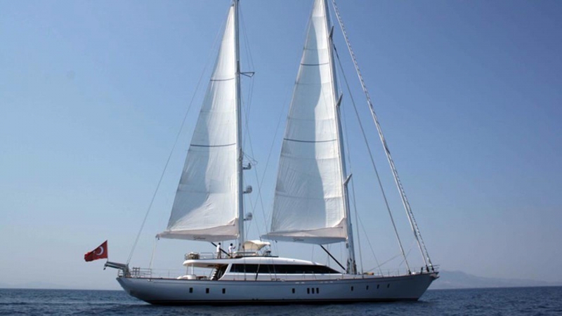 Glorious-motor-sailer-yacht
