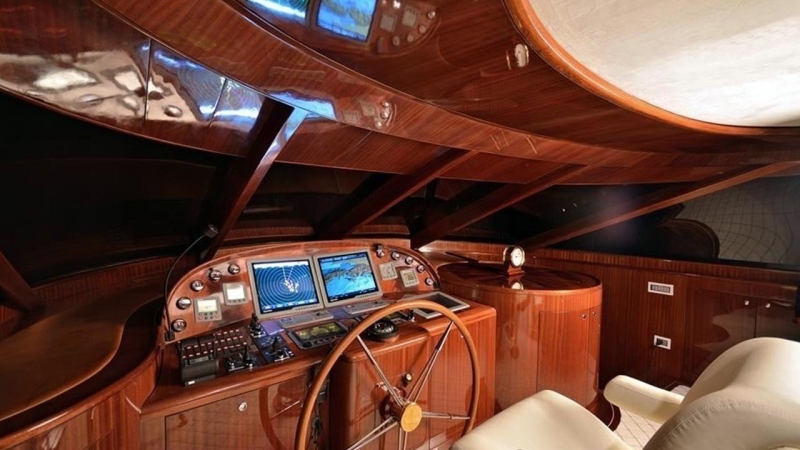 Glorious-motor-sailer-yacht