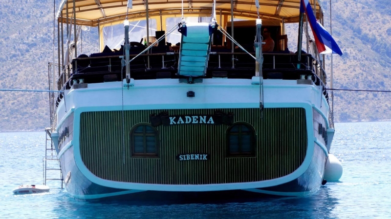Kadena-gulet-yat