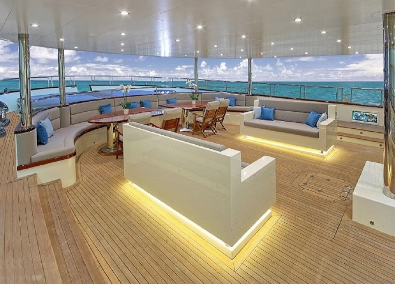 Meira-super-luxury-yacht