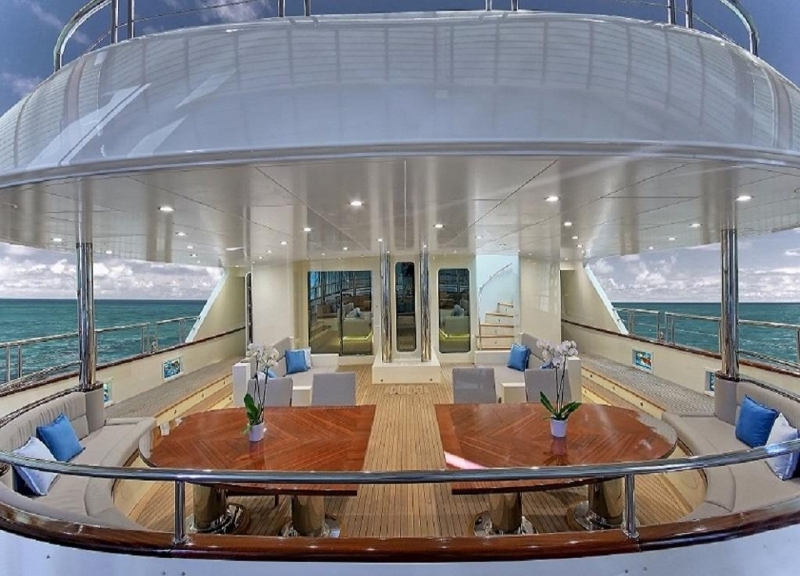 Meira-super-luxury-yacht