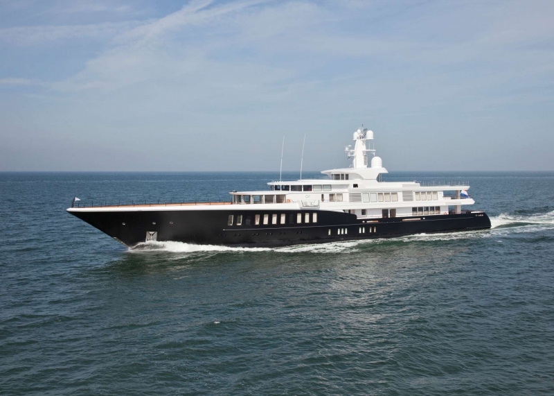 air-super-luxury-yacht