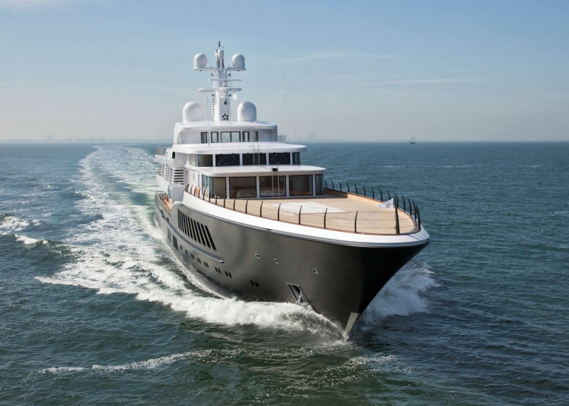 air-super-luxury-yacht