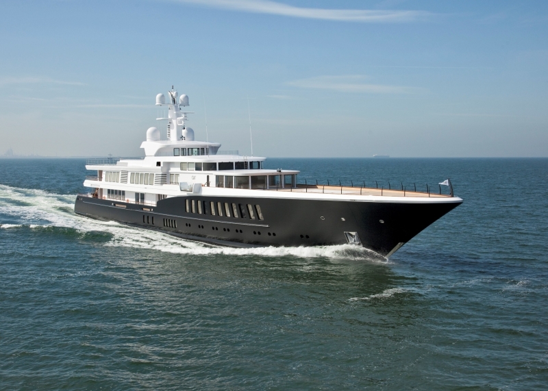 air-super-luxury-yacht