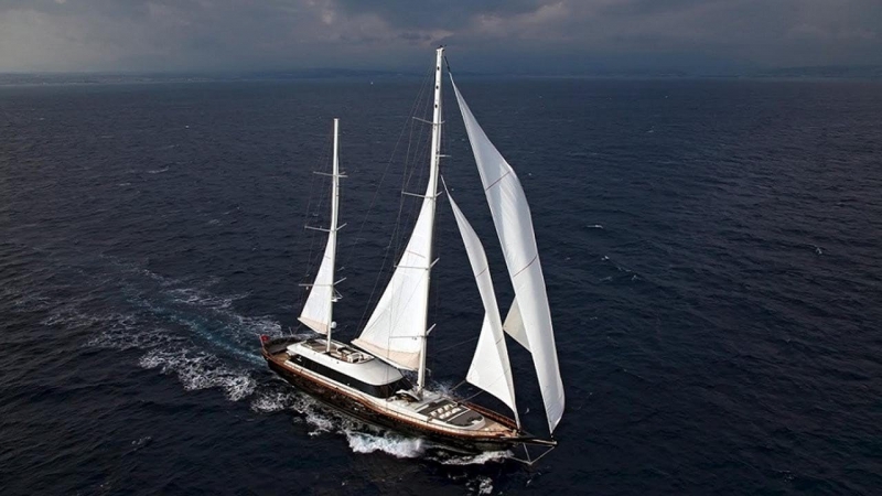 infinity-motor-sailers