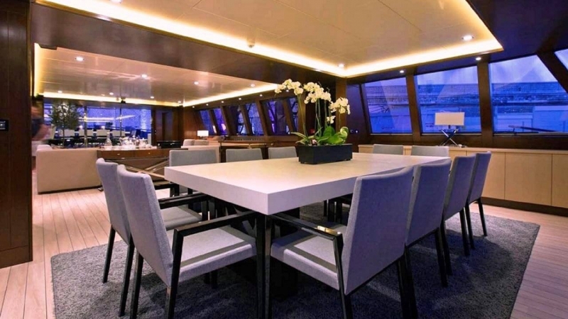 infinity-motor-sailers